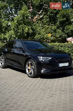 Позашляховик / Кросовер Audi e-tron S Sportback 2021 в  фото 3 Позашляховик / Кросовер Audi e-tron S Sportback 2021 в