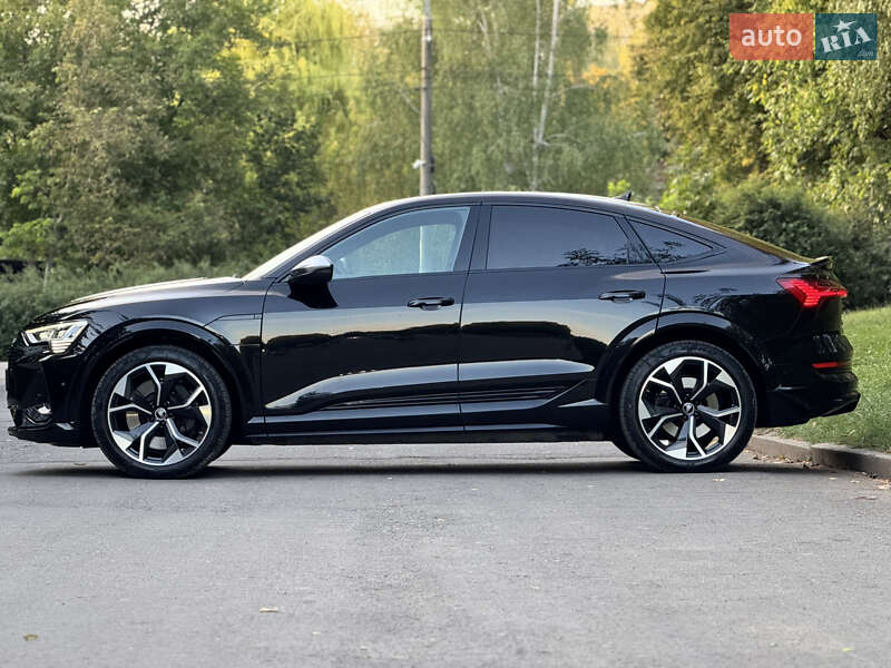 Позашляховик / Кросовер Audi e-tron S Sportback 2021 в Тернополі фото 12 Позашляховик / Кросовер Audi e-tron S Sportback 2021 в Тернополі