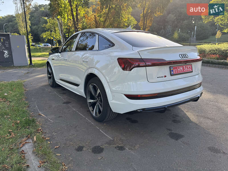 Внедорожник / Кроссовер Audi e-tron S Sportback 2022 в Киеве