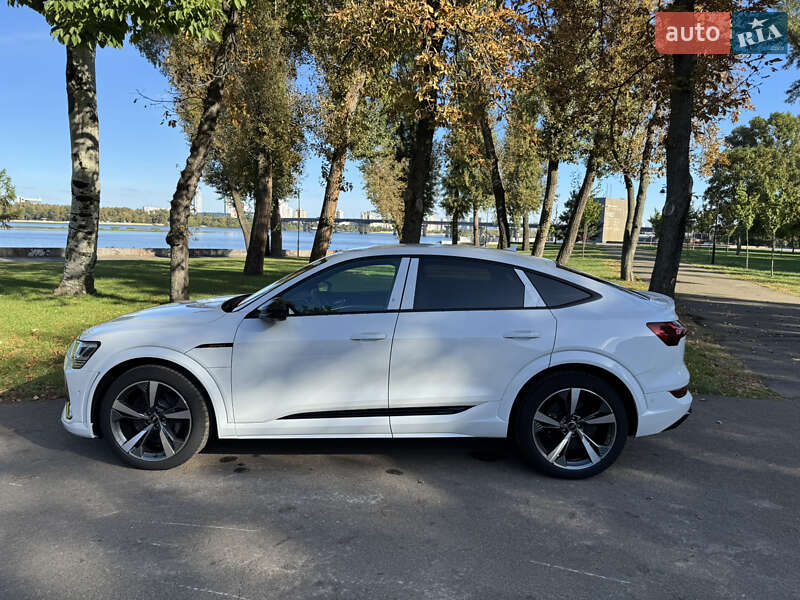 Внедорожник / Кроссовер Audi e-tron S Sportback 2022 в Киеве