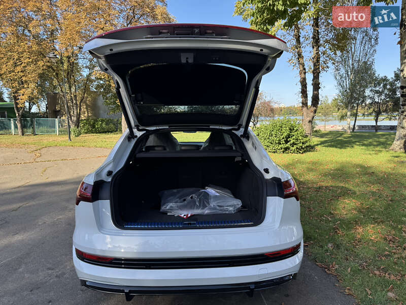 Внедорожник / Кроссовер Audi e-tron S Sportback 2022 в Киеве