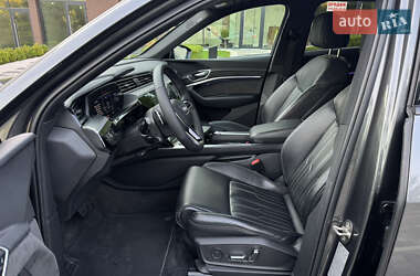 Внедорожник / Кроссовер Audi e-tron S Sportback 2021 в 