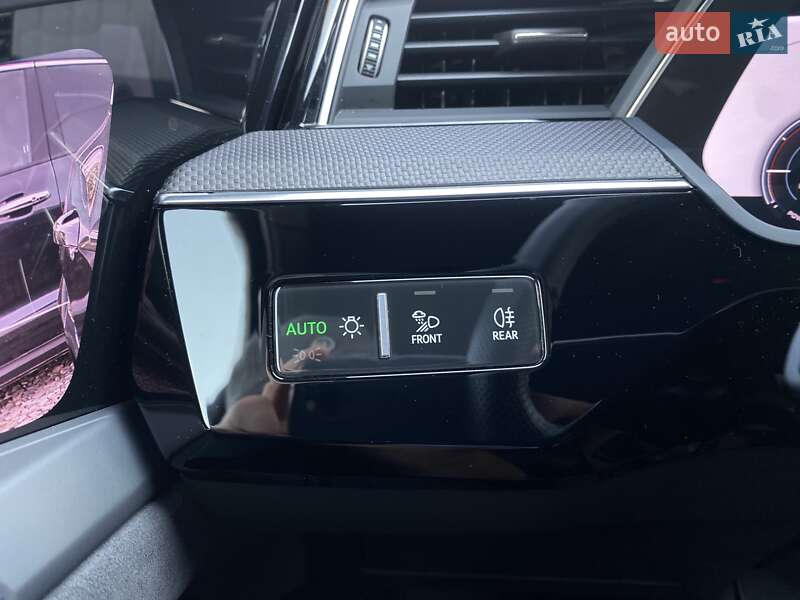 Позашляховик / Кросовер Audi e-tron S Sportback 2023 в Львові фото 68 Позашляховик / Кросовер Audi e-tron S Sportback 2023 в Львові