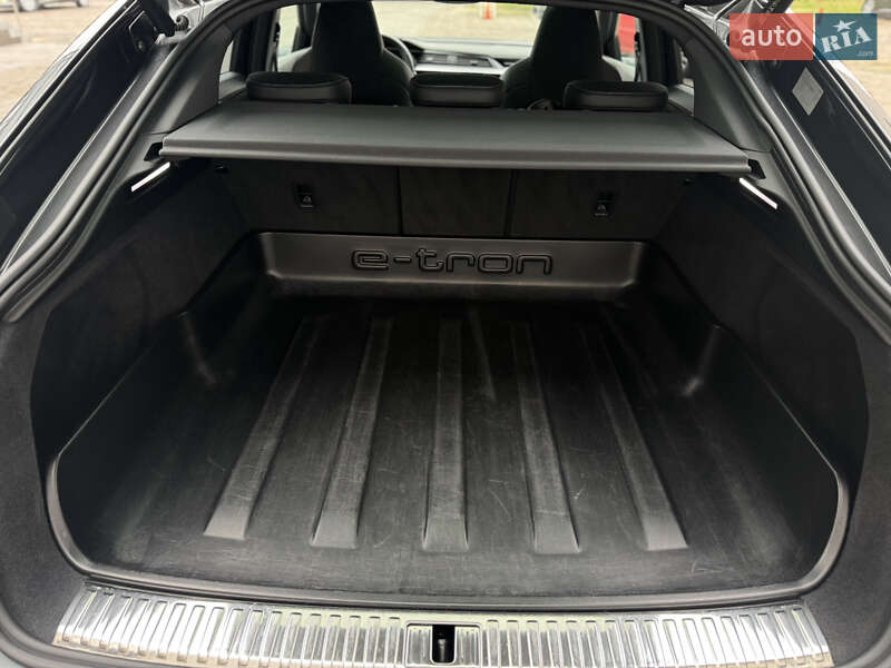 Внедорожник / Кроссовер Audi e-tron S Sportback 2022 в Луцке