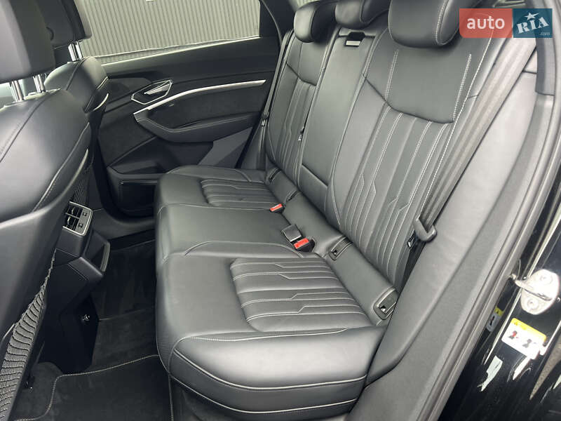 Внедорожник / Кроссовер Audi e-tron S Sportback 2022 в Луцке