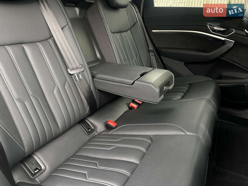 Внедорожник / Кроссовер Audi e-tron S Sportback 2022 в Луцке