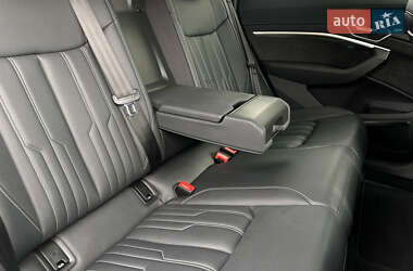 Внедорожник / Кроссовер Audi e-tron S Sportback 2022 в 