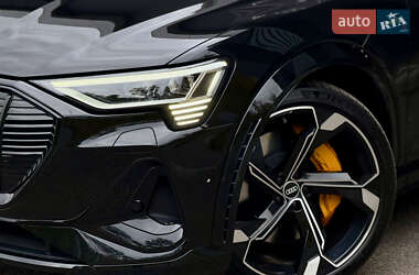 Внедорожник / Кроссовер Audi e-tron S Sportback 2023 в 