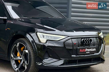 Внедорожник / Кроссовер Audi e-tron S Sportback 2023 в 