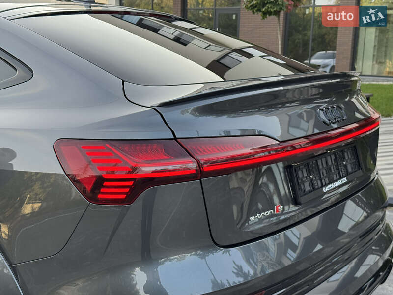 Внедорожник / Кроссовер Audi e-tron S Sportback 2021 в Ужгороде