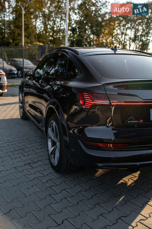 Внедорожник / Кроссовер Audi e-tron S Sportback 2021 в Львове фото 11 Внедорожник / Кроссовер Audi e-tron S Sportback 2021 в Львове