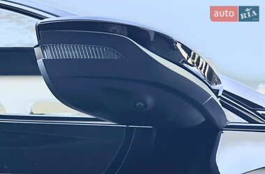 Внедорожник / Кроссовер Audi e-tron S Sportback 2022 в 