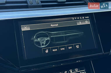 Внедорожник / Кроссовер Audi e-tron S Sportback 2022 в 