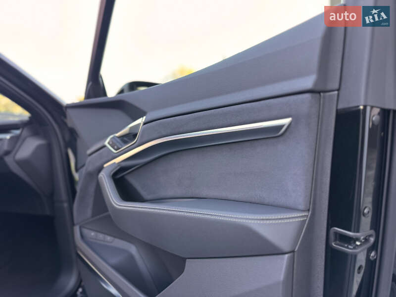 Позашляховик / Кросовер Audi e-tron S Sportback 2022 в Луцьку фото 92 Позашляховик / Кросовер Audi e-tron S Sportback 2022 в Луцьку