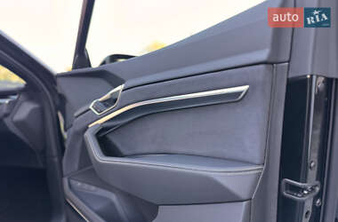 Внедорожник / Кроссовер Audi e-tron S Sportback 2022 в 