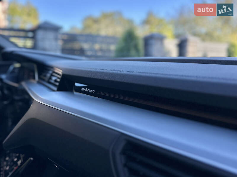 Позашляховик / Кросовер Audi e-tron S Sportback 2022 в Луцьку фото 98 Позашляховик / Кросовер Audi e-tron S Sportback 2022 в Луцьку