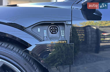 Внедорожник / Кроссовер Audi e-tron S Sportback 2022 в 