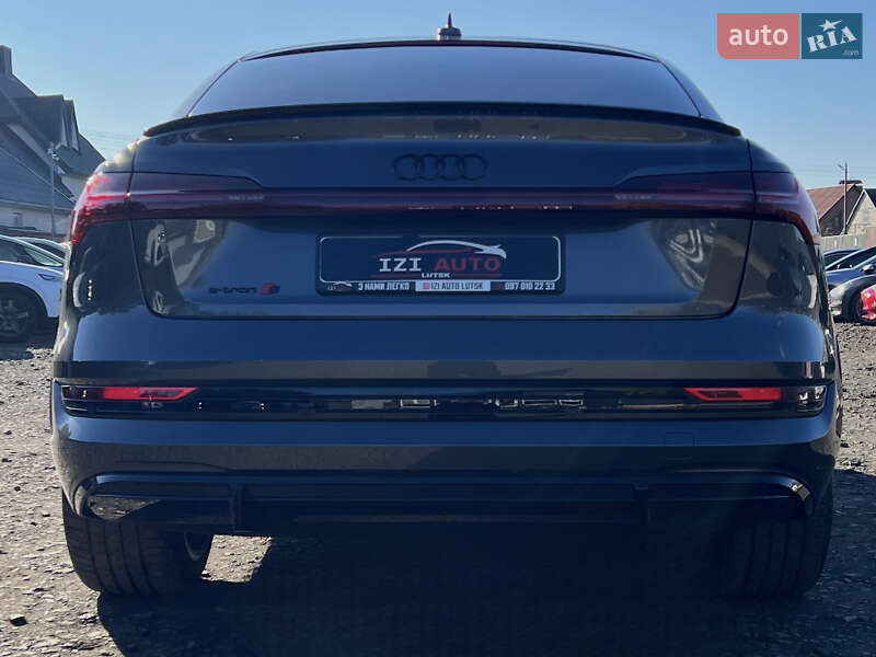 Позашляховик / Кросовер Audi e-tron S Sportback 2022 в Луцьку