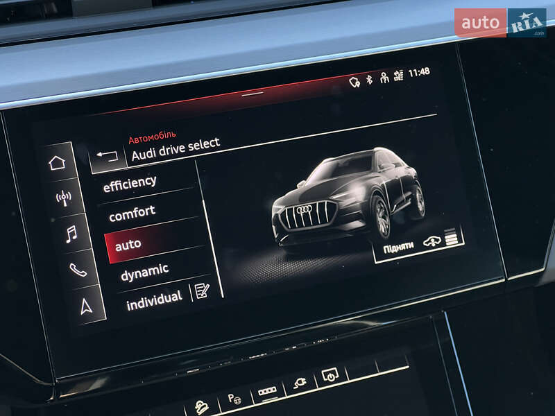 Позашляховик / Кросовер Audi e-tron S Sportback 2022 в Луцьку