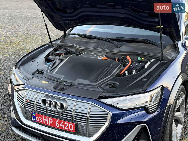 Внедорожник / Кроссовер Audi e-tron S Sportback 2021 в Киеве фото 24 Внедорожник / Кроссовер Audi e-tron S Sportback 2021 в Киеве