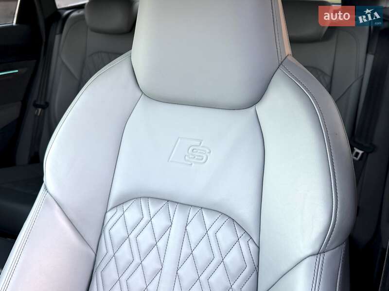 Внедорожник / Кроссовер Audi e-tron S Sportback 2021 в Киеве фото 33 Внедорожник / Кроссовер Audi e-tron S Sportback 2021 в Киеве