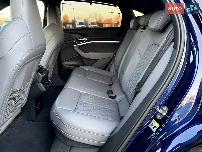 Внедорожник / Кроссовер Audi e-tron S Sportback 2021 в Киеве фото 49 Внедорожник / Кроссовер Audi e-tron S Sportback 2021 в Киеве