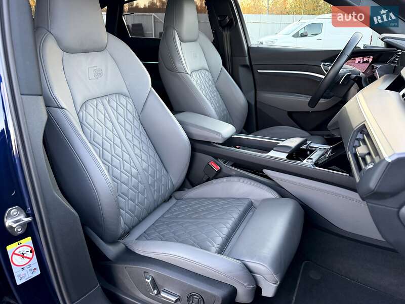 Внедорожник / Кроссовер Audi e-tron S Sportback 2021 в Киеве фото 60 Внедорожник / Кроссовер Audi e-tron S Sportback 2021 в Киеве