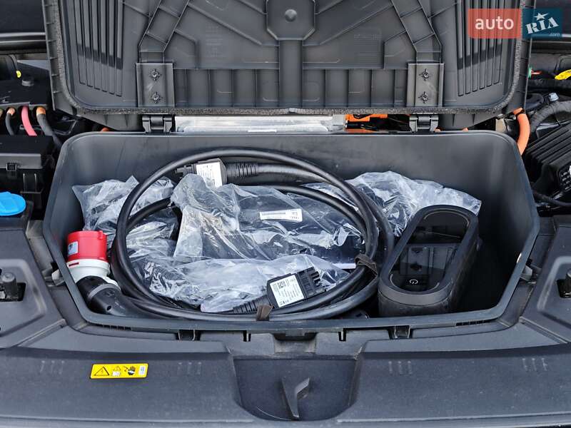 Позашляховик / Кросовер Audi e-tron S Sportback 2021 в Луцьку фото 61 Позашляховик / Кросовер Audi e-tron S Sportback 2021 в Луцьку