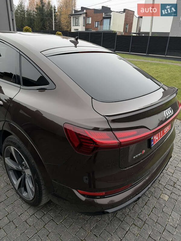 Позашляховик / Кросовер Audi e-tron S Sportback 2021 в Тернополі фото 17 Позашляховик / Кросовер Audi e-tron S Sportback 2021 в Тернополі