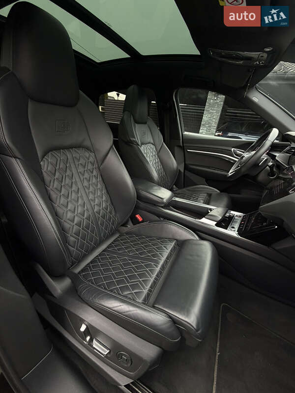 Позашляховик / Кросовер Audi e-tron S Sportback 2021 в Тернополі фото 27 Позашляховик / Кросовер Audi e-tron S Sportback 2021 в Тернополі