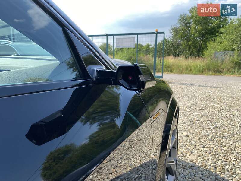 Внедорожник / Кроссовер Audi e-tron S Sportback 2023 в Львове