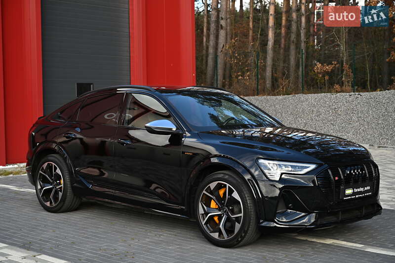 Audi e-tron S Sportback 2022