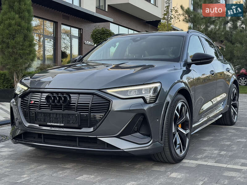 Позашляховик / Кросовер Audi e-tron S Sportback 2021 в Ужгороді