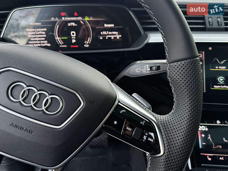 Позашляховик / Кросовер Audi e-tron S Sportback 2021 в Ужгороді