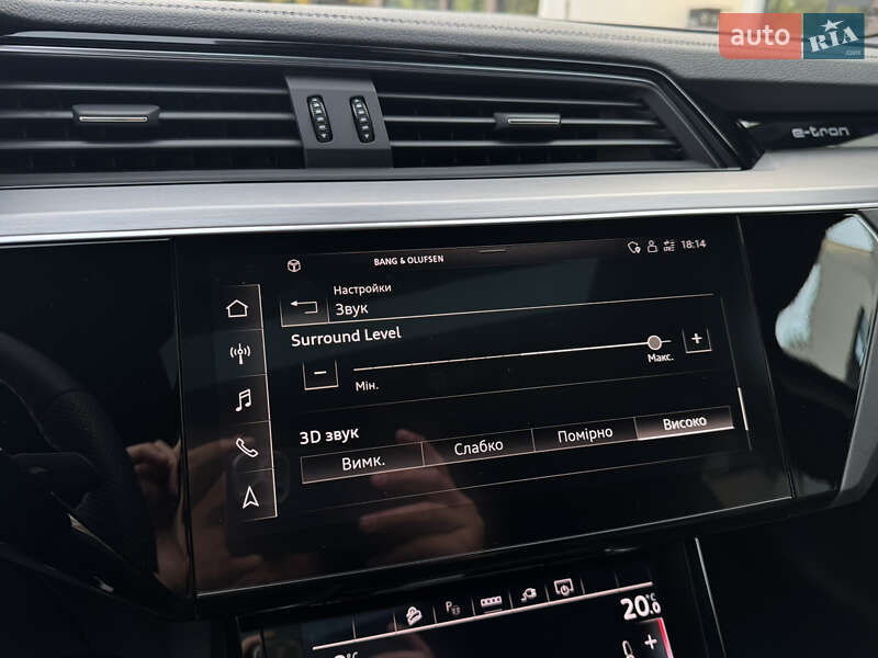 Позашляховик / Кросовер Audi e-tron S Sportback 2021 в Ужгороді