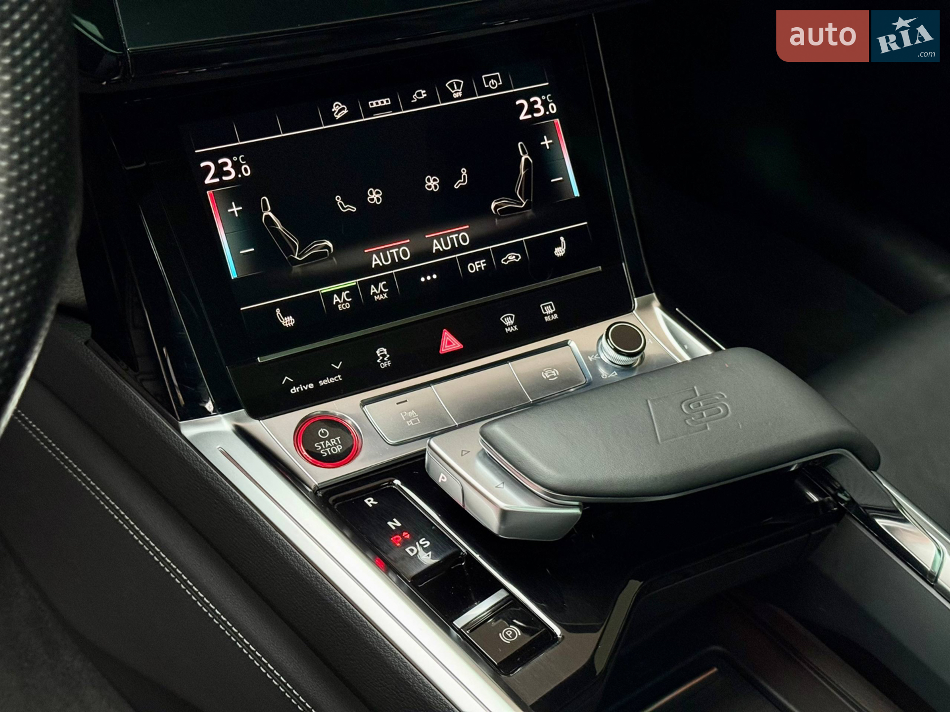 2022 Audi e-tron S Sportback - мініатюра 43