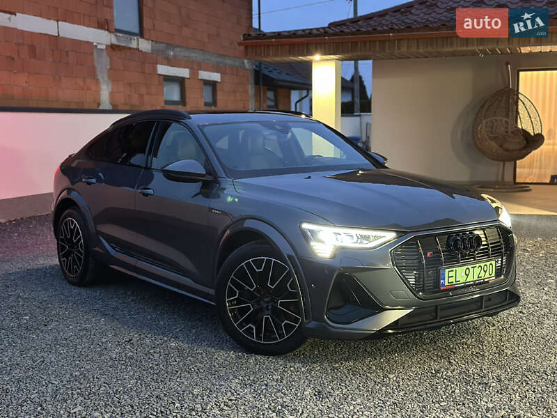 Позашляховик / Кросовер Audi e-tron S Sportback 2021 в Ужгороді фото 9 Позашляховик / Кросовер Audi e-tron S Sportback 2021 в Ужгороді