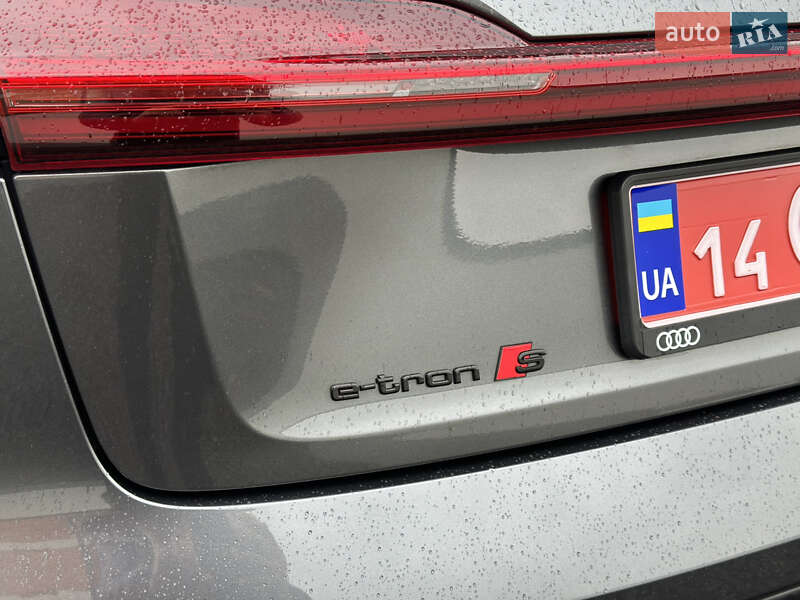 Позашляховик / Кросовер Audi e-tron S Sportback 2021 в Ужгороді фото 36 Позашляховик / Кросовер Audi e-tron S Sportback 2021 в Ужгороді