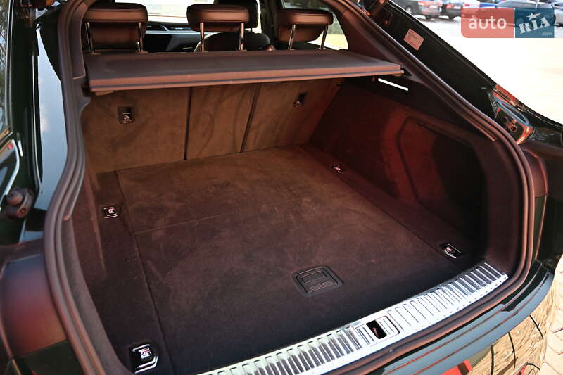 Позашляховик / Кросовер Audi e-tron S Sportback 2022 в Львові фото 34 Позашляховик / Кросовер Audi e-tron S Sportback 2022 в Львові