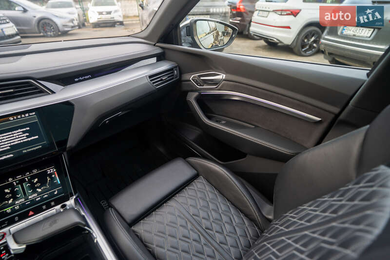 Внедорожник / Кроссовер Audi e-tron S Sportback 2022 в Киеве