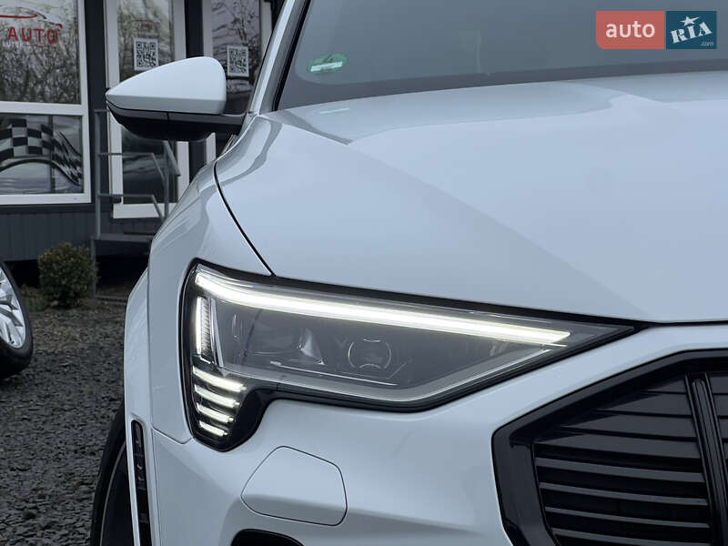 Позашляховик / Кросовер Audi e-tron S Sportback 2023 в Луцьку