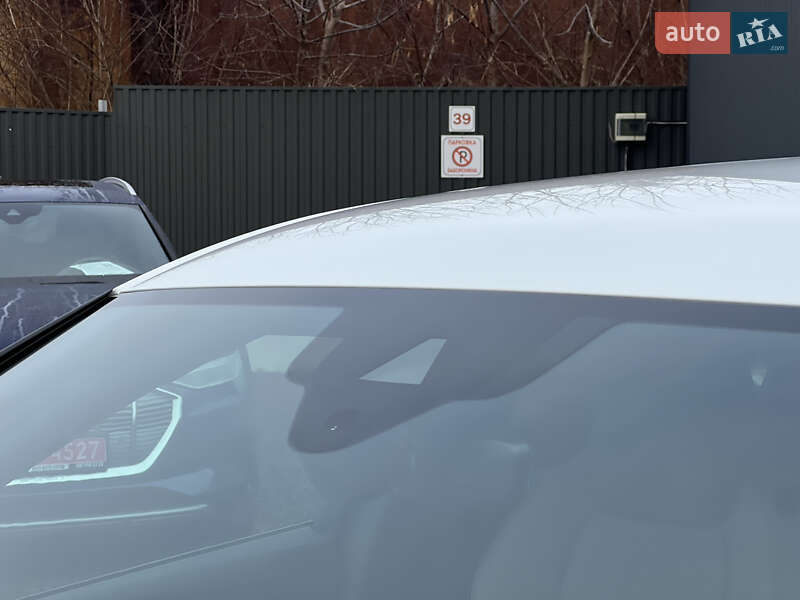 Позашляховик / Кросовер Audi e-tron S Sportback 2023 в Луцьку