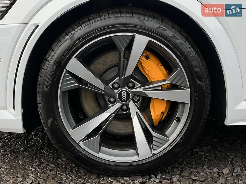 Позашляховик / Кросовер Audi e-tron S Sportback 2023 в Луцьку