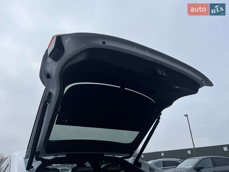 Позашляховик / Кросовер Audi e-tron S Sportback 2023 в Луцьку