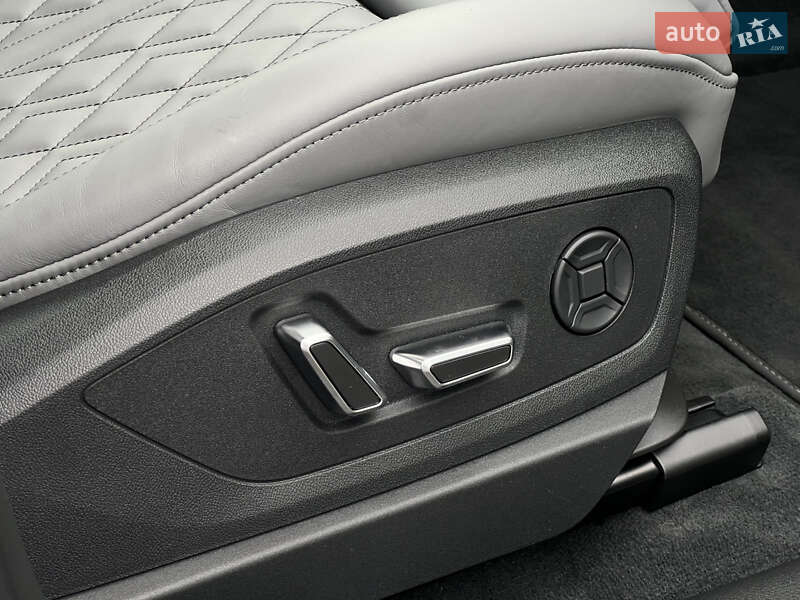 Позашляховик / Кросовер Audi e-tron S Sportback 2023 в Луцьку