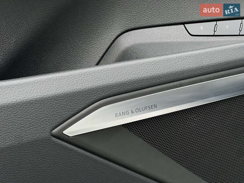 Позашляховик / Кросовер Audi e-tron S Sportback 2023 в Луцьку