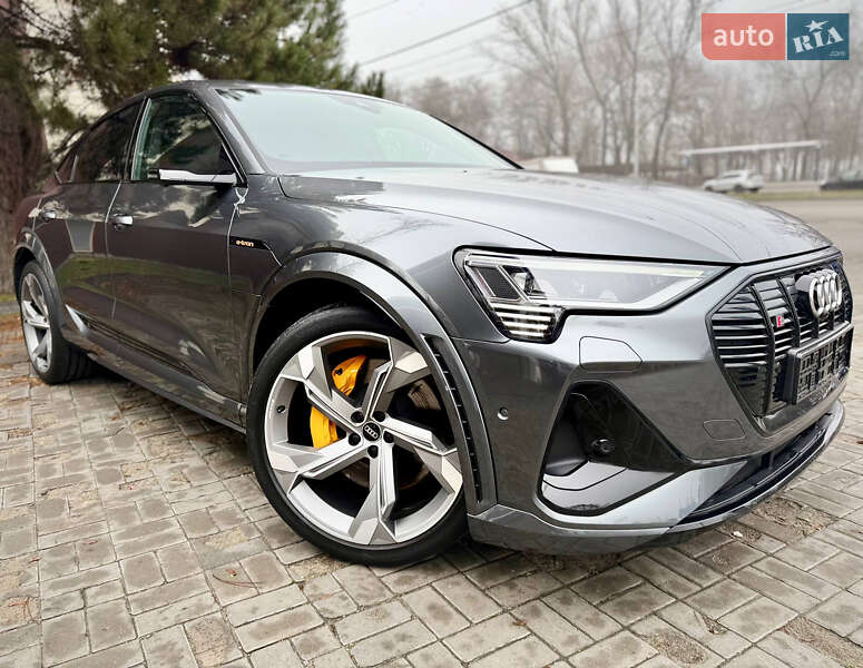 Внедорожник / Кроссовер Audi e-tron S Sportback 2022 в Днепре