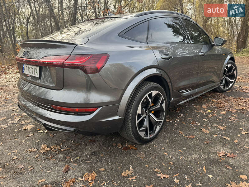 Внедорожник / Кроссовер Audi e-tron S Sportback 2023 в Калуше