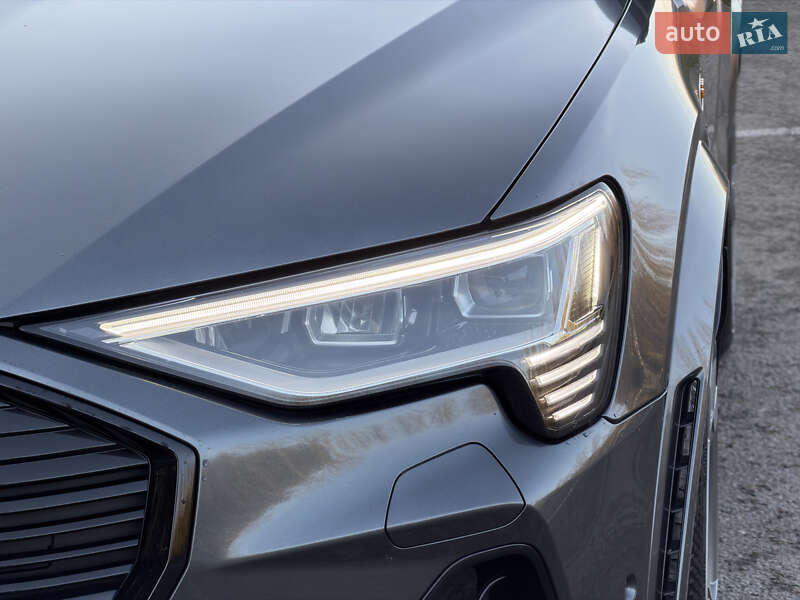 Внедорожник / Кроссовер Audi e-tron S Sportback 2022 в Ковеле фото 21 Внедорожник / Кроссовер Audi e-tron S Sportback 2022 в Ковеле