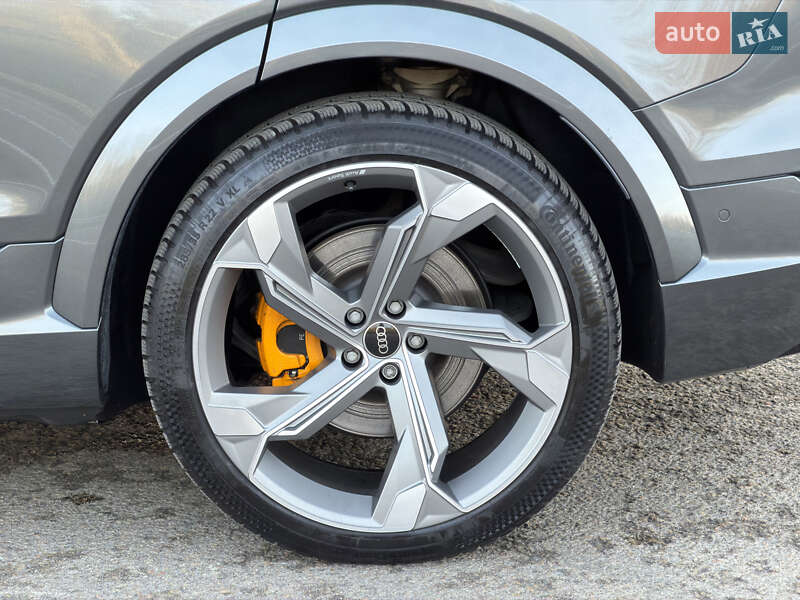 Внедорожник / Кроссовер Audi e-tron S Sportback 2022 в Ковеле фото 47 Внедорожник / Кроссовер Audi e-tron S Sportback 2022 в Ковеле